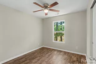 5529 Idlewild Rd N, Charlotte, NC 28227 - Photo 37