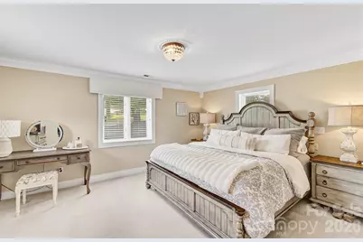 100 Perry Place, Hendersonville, NC 28739 - Photo 25