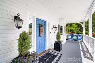 100 Perry Pl, Hendersonville, NC 28739 - Photo 3