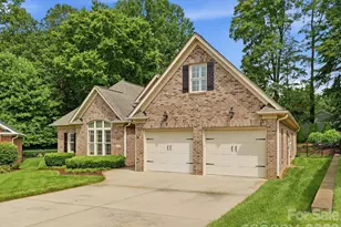 2106 Brookberry Ln, Gastonia, NC 28056 - Photo 3