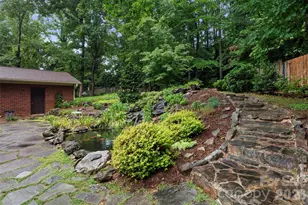 126 Mockingbird Dr, Hendersonville, NC 28792 - Photo 21