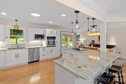 126 Mockingbird Drive, Hendersonville, NC 28792 - Photo 3