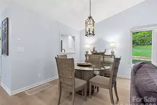 83 Laurel Ridge Pl, Hendersonville, NC 28739 - Photo 7