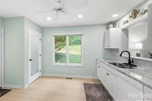 83 Laurel Ridge Pl, Hendersonville, NC 28739 - Photo 11