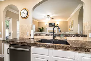 5700 Crown Terrace, Hickory, NC 28601 - Photo 13