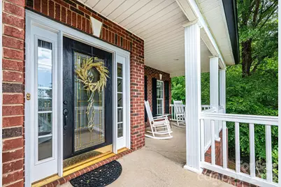 5700 Crown Terrace, Hickory, NC 28601 - Photo 5