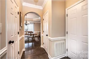 5700 Crown Terrace, Hickory, NC 28601 - Photo 13