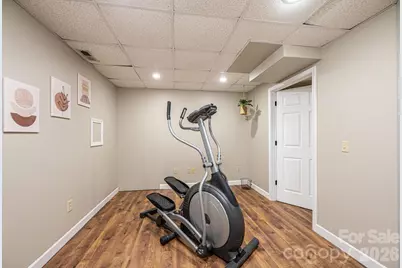 5700 Crown Terrace, Hickory, NC 28601 - Photo 37