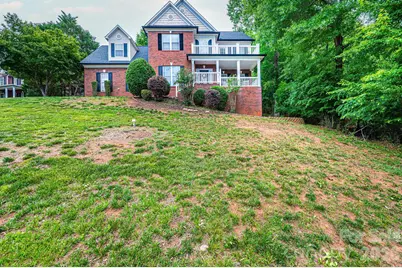 5700 Crown Terrace, Hickory, NC 28601 - Photo 3