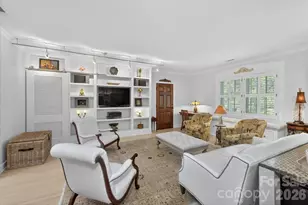 1035 Queens Rd, Charlotte, NC 28207 - Photo 11