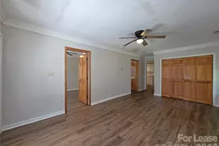 922 S Meeting St, Statesville, NC 28677 - Photo 3