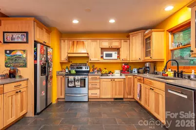 23 Hunting Lodge Drive, Black Mountain, NC 28711 - Photo 11