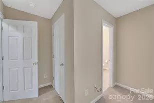 12929 Beddingfield Dr, Charlotte, NC 28278 - Photo 21