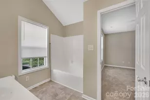 12929 Beddingfield Dr, Charlotte, NC 28278 - Photo 23