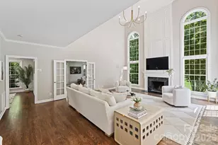 5319 Piper Glen Dr, Charlotte, NC 28277 - Photo 9