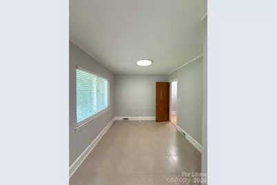 932 Hickory Nut Street, Charlotte, NC 28205 - Photo 11