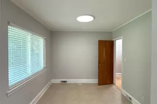 932 Hickory Nut St, Charlotte, NC 28205 - Photo 11