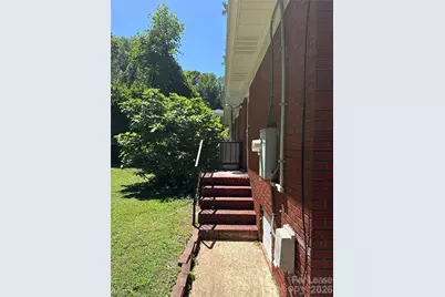 932 Hickory Nut Street, Charlotte, NC 28205 - Photo 17