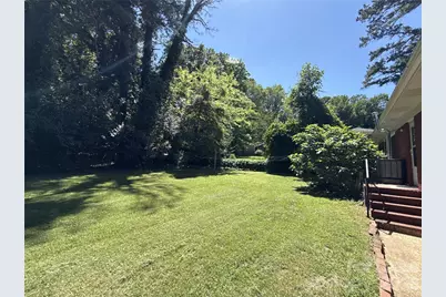 932 Hickory Nut Street, Charlotte, NC 28205 - Photo 17