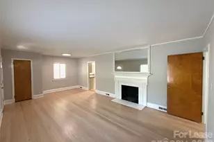 932 Hickory Nut St, Charlotte, NC 28205 - Photo 3