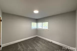 932 Hickory Nut St, Charlotte, NC 28205 - Photo 15