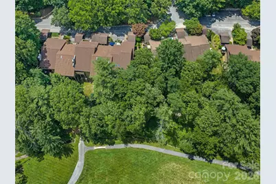 301 White Oak Drive, Hendersonville, NC 28791 - Photo 37