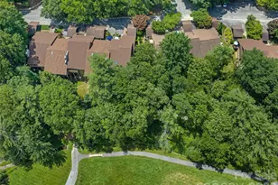 301 White Oak Dr, Hendersonville, NC 28791 - Photo 37