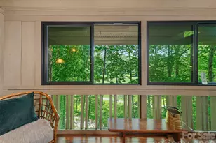 301 White Oak Dr, Hendersonville, NC 28791 - Photo 7