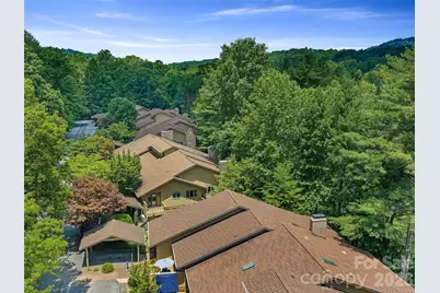 301 White Oak Drive, Hendersonville, NC 28791 - Photo 37
