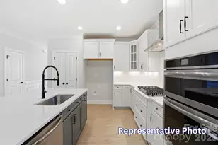 2769 Ashton Pk Ln, Monroe, NC 28110 - Photo 9