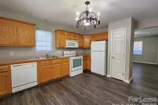 2506 S Ridge Ave, Kannapolis, NC 28083 - Photo 1