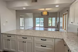 100 Northshore Ct, Cherryville, NC 28021 - Photo 5