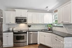 6000 Burnt Mill Run, Matthews, NC 28104 - Photo 11