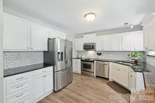 6000 Burnt Mill Run, Matthews, NC 28104 - Photo 11