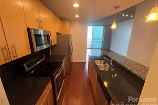 210 N Church St, Charlotte, NC 28202 - Photo 21