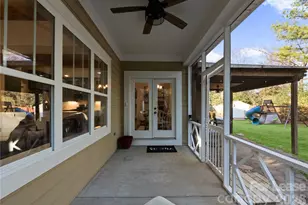 18047 Northport Dr, Cornelius, NC 28031 - Photo 11