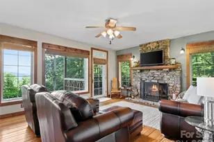 250 Creekside Wy, Burnsville, NC 28714 - Photo 3