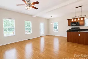 115 High Bluff Cir, Mooresville, NC 28115 - Photo 9