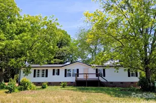 33 Honeysuckle Ln, Taylorsville, NC 28682 - Photo 1