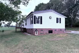 33 Honeysuckle Ln, Taylorsville, NC 28682 - Photo 35