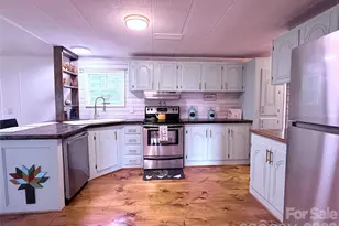33 Honeysuckle Ln, Taylorsville, NC 28682 - Photo 9