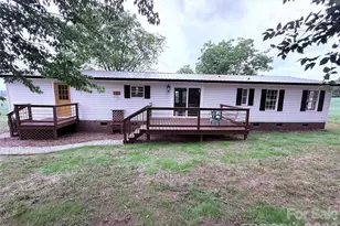 33 Honeysuckle Ln, Taylorsville, NC 28682 - Photo 3