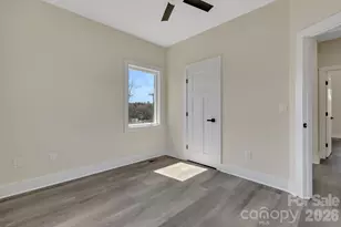 31 Elkwood Ave, Asheville, NC 28804 - Photo 33
