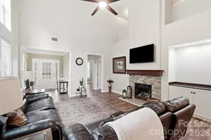 3402 Darlington Rd, Matthews, NC 28105 - Photo 9