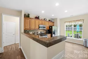 3402 Darlington Rd, Matthews, NC 28105 - Photo 15