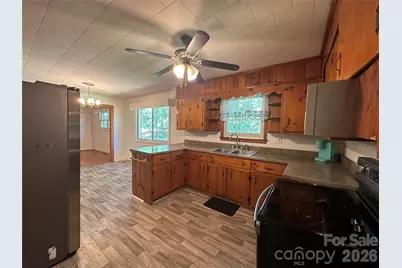 2939 Links Drive, Granite Falls, NC 28630 - Photo 5