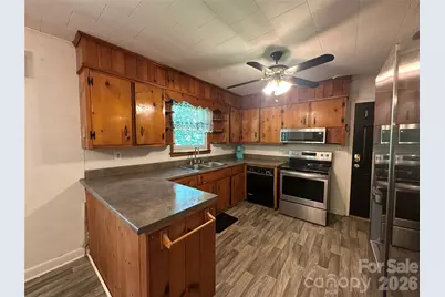 2939 Links Drive, Granite Falls, NC 28630 - Photo 1