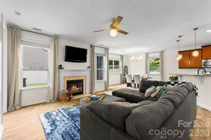 7202 Toxaway Ln, Charlotte, NC 28269 - Photo 11