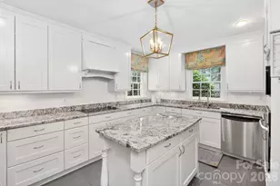 2808 Windsor Ave, Charlotte, NC 28209 - Photo 11