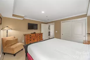 222 Bowling Park Rd, Asheville, NC 28803 - Photo 15